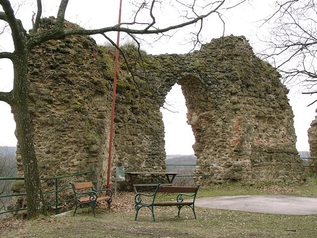 Burgruine Neuhaus am Klausenbach