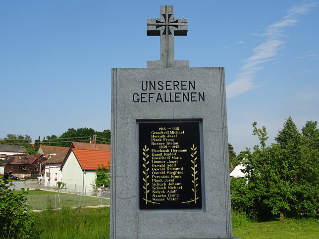 Kleinbachselten, Kriegerdenkmal