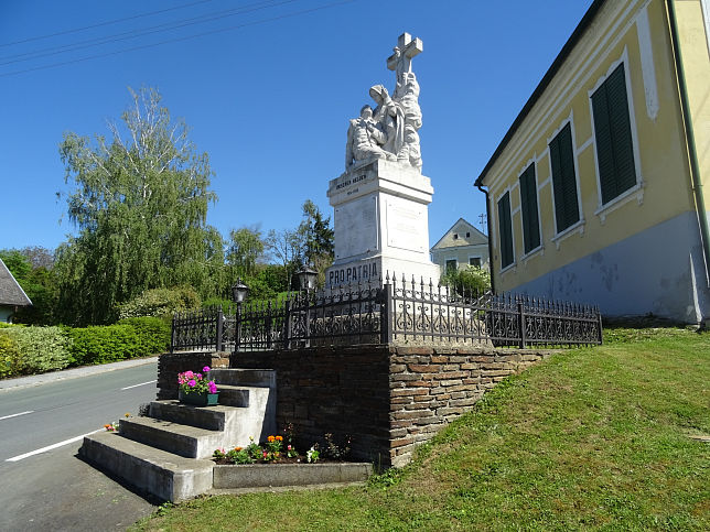 Badersdorf, Kriegerdenkmal