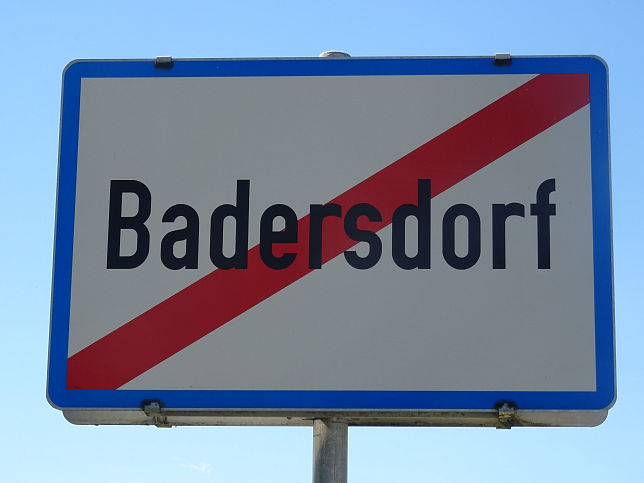 Badersdorf, Ortstafel