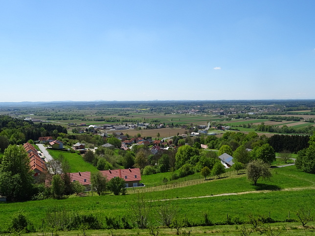 Burgauberg, Aussicht von Aussichtswarte
