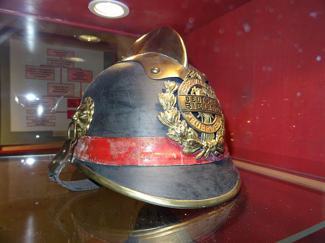 Deutsch Bieling, Feuerwehrhelm