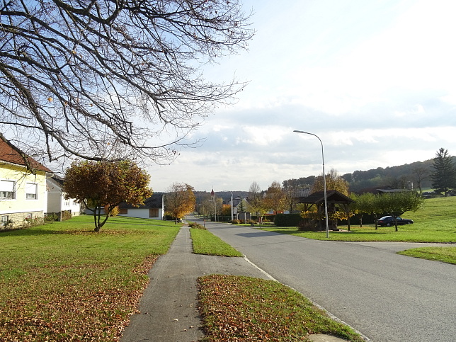 Deutsch Ehrensdorf, Landesstrae L394