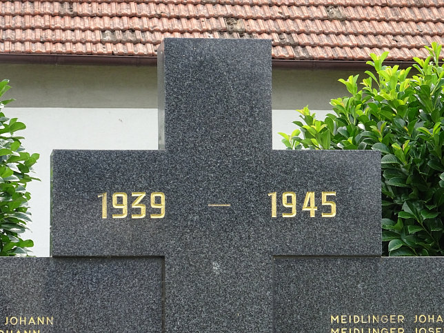 Deutsch Jahrndorf, Kriegerdenkmal