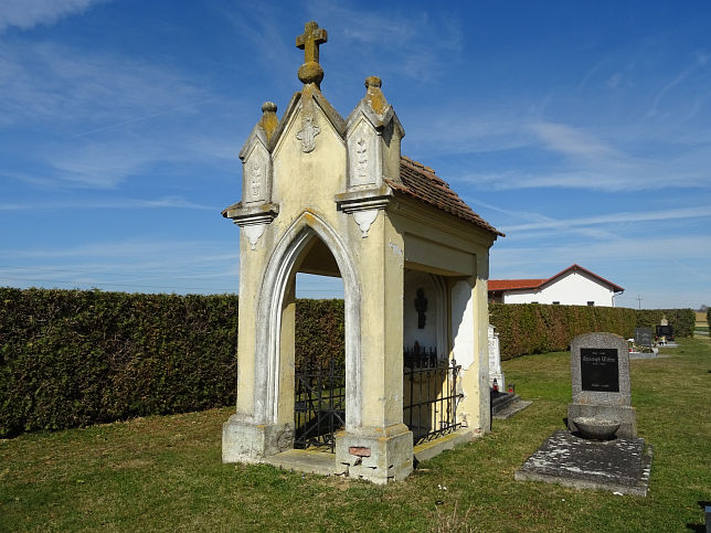Dt. Tschantschendorf, Friedhofskapelle