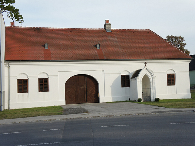 Dramarkt, Bauernhaus