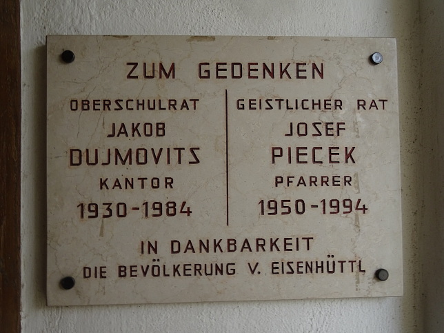Eisenhttl, Gedenktafel DUJMOVITS und PIECEK