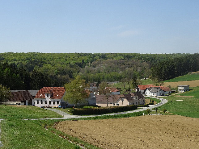 Gamischdorf, Brunnergraben