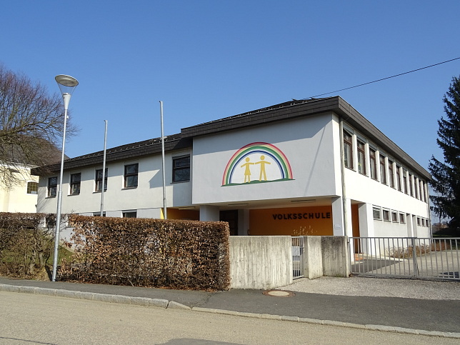 Gerersdorf, Volksschule