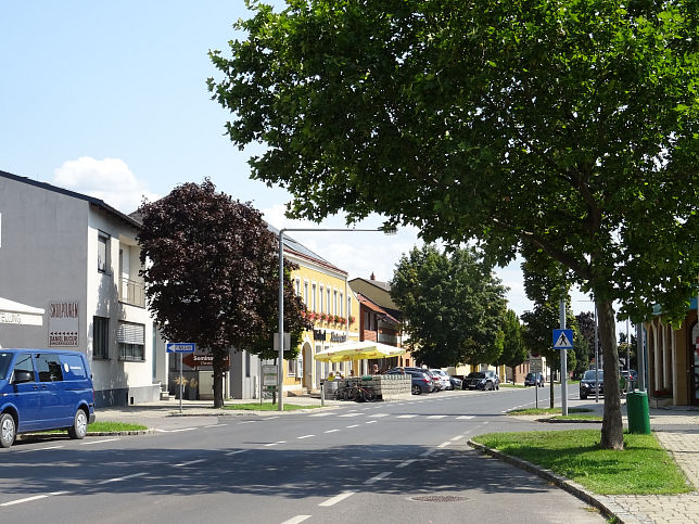 Gols, Untere Hauptstrae
