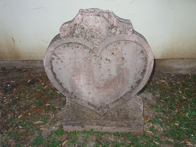 Halbturn, Alter Friedhof