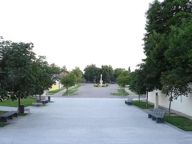 Halbturn, Jzsef Grsz-Platz