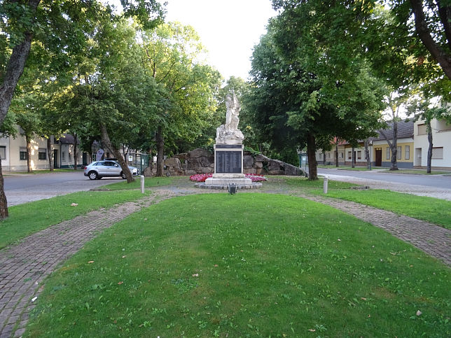 Halbturn, Kriegerdenkmal