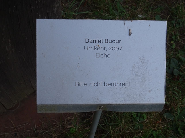 Halbturn, Skulpturen im Park