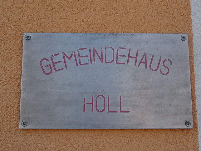 Hll, Feuerwehr und Gemeindehaus