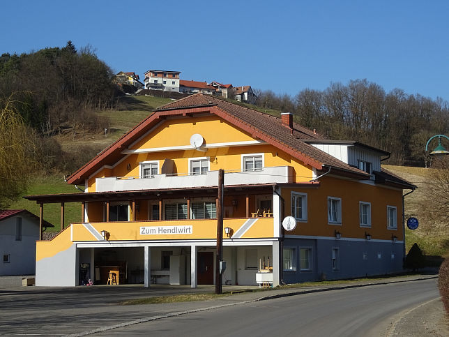 Kalch, Zum Hendlwirt