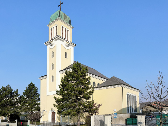Kittsee, Pfarrkirche zur Kreuzerhhung