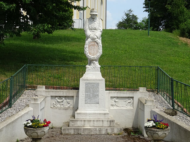 Kitzladen, Kriegerdenkmal