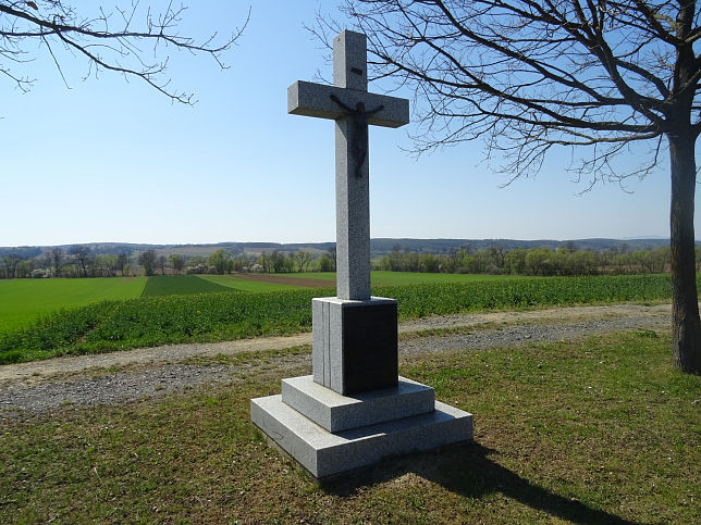 Kleinpetersdorf, Kreuz