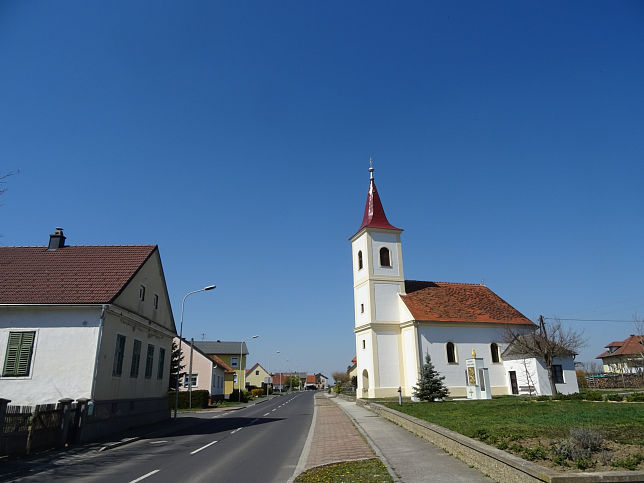 Kotezicken, Kirche hl. Laurentius