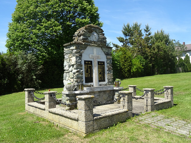 Kroatisch Ehrensdorf, Kriegerdenkmal