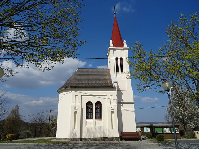 Krobotek, Ortskapelle