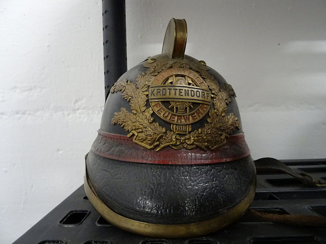 Krottendorf bei Gssing, Feuerwehrhelm