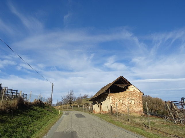 Kukmirn, Apfelstrae