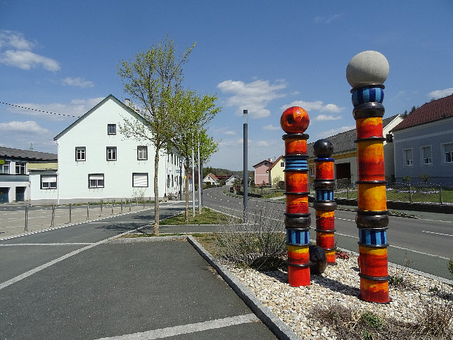 Kukmirn, Skulpturen
