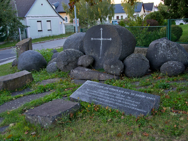 Lackenbach, Zigeunermahnmal