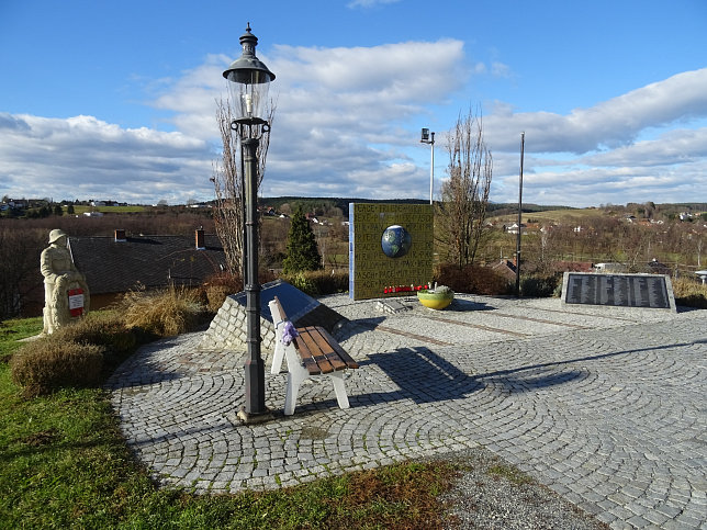 Litzelsdorf, Friedensdenkmal