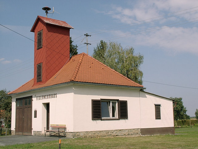 Luising, Altes Feuerwehrhaus