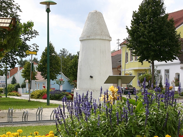 Lutzmannsburg, Pranger
