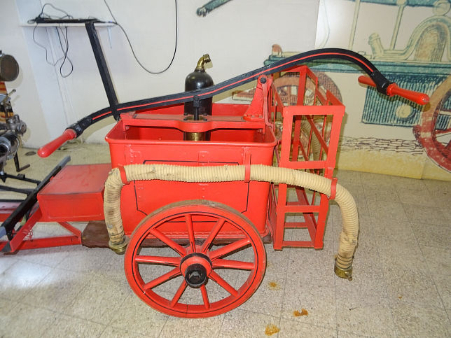 Maria Bild, Spritze fr Hand und Motor, 1889-1929