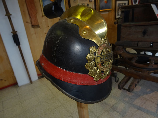 Marz, Feuerwehrhelm