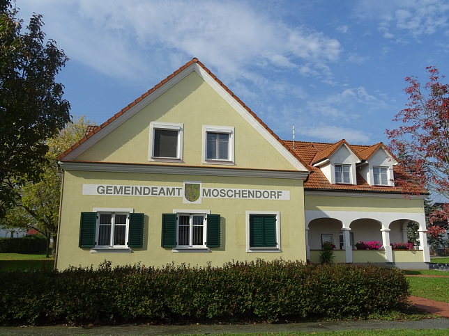 Moschendorf, Gemeindeamt