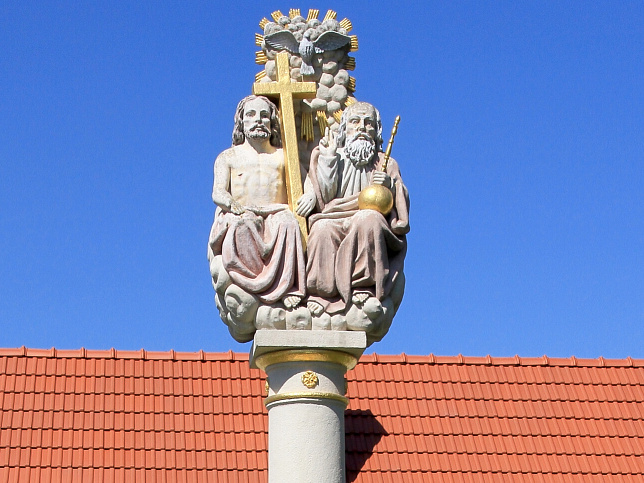 Nebersdorf, Pest-/Dreifaltigkeitssule
