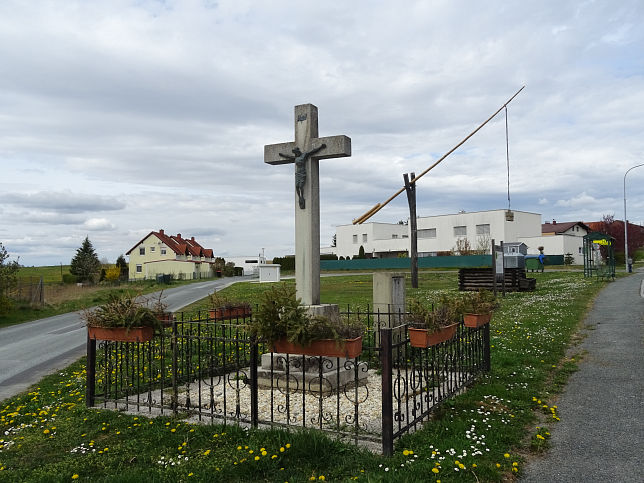 Neuberg, Kreuz beim Ziehbrunnen
