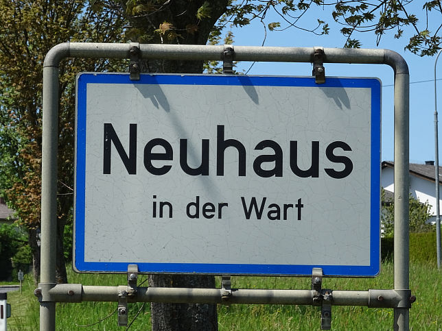 Neuhaus in der Wart, Ortstafel