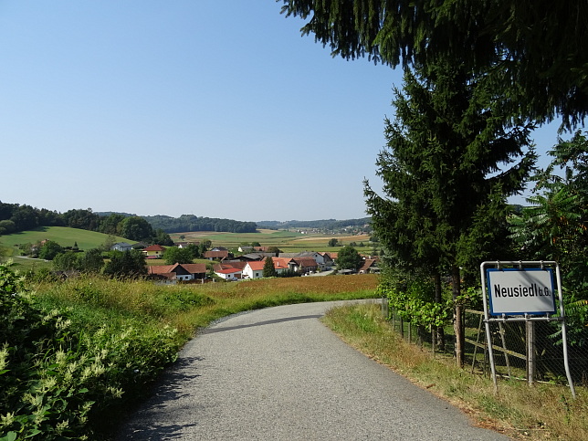 Neusiedl bei Güssing, Ortstafel