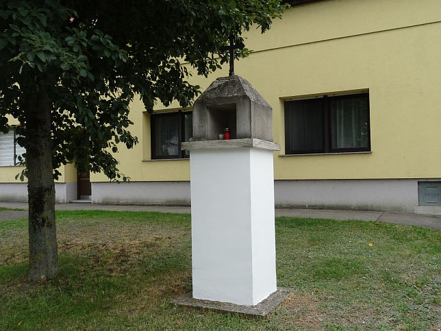 Nickelsdorf, Stürzingerkreuz