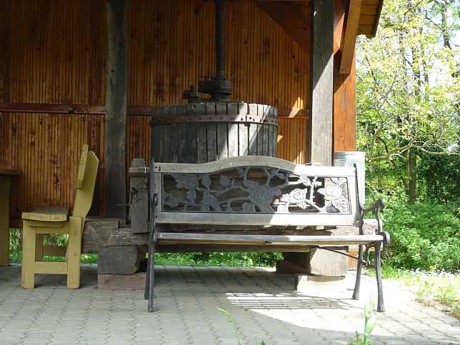 Oberdrosen, Obstpresse