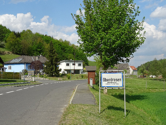 Oberdrosen, Ortstafel