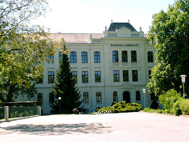 Oberschtzen, Realgymnasium