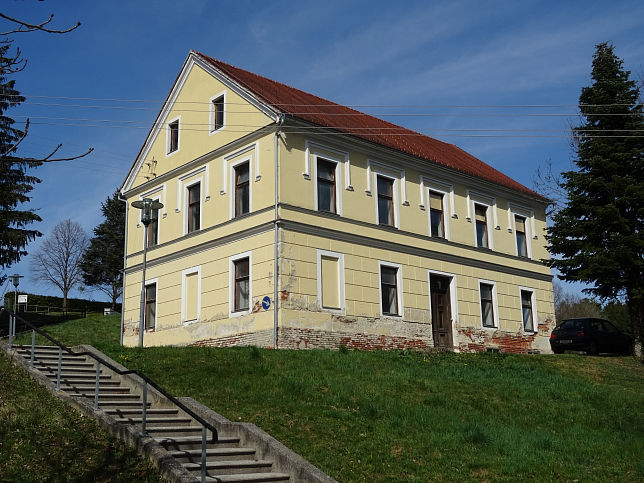 Olbendorf, Ehemalige rm.-kath. Schule