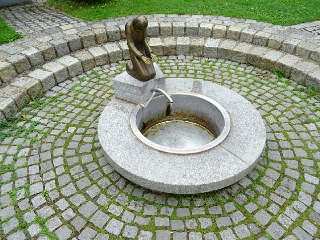Ollersdorf, Heilsame Quelle der Maria Helferin