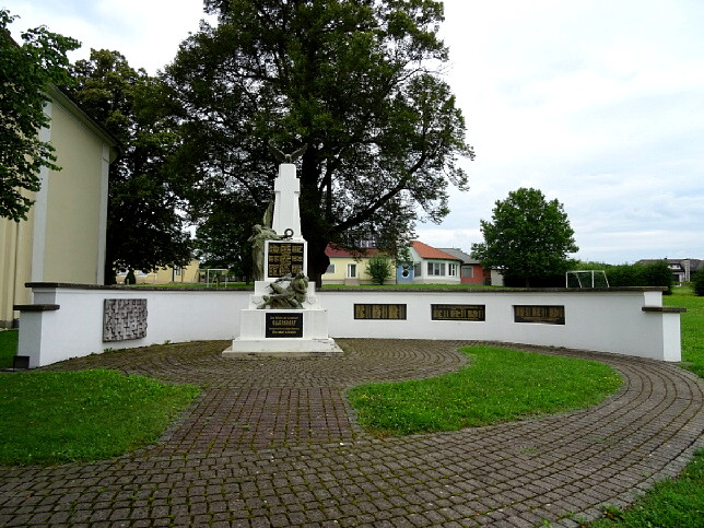Ollersdorf, Kriegerdenkmal