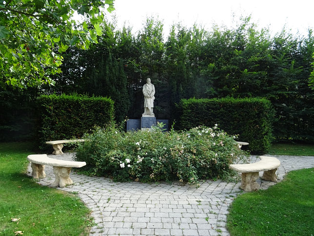 Potzneusiedl, Kriegerdenkmal