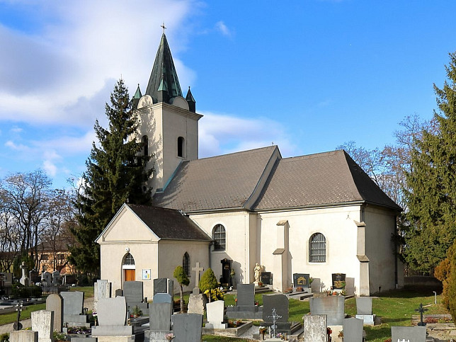 Potzneusiedl, Pfarrkirche Potzneusiedl
