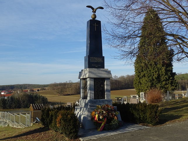 Punitz, Kriegerdenkmal am neuen Platz